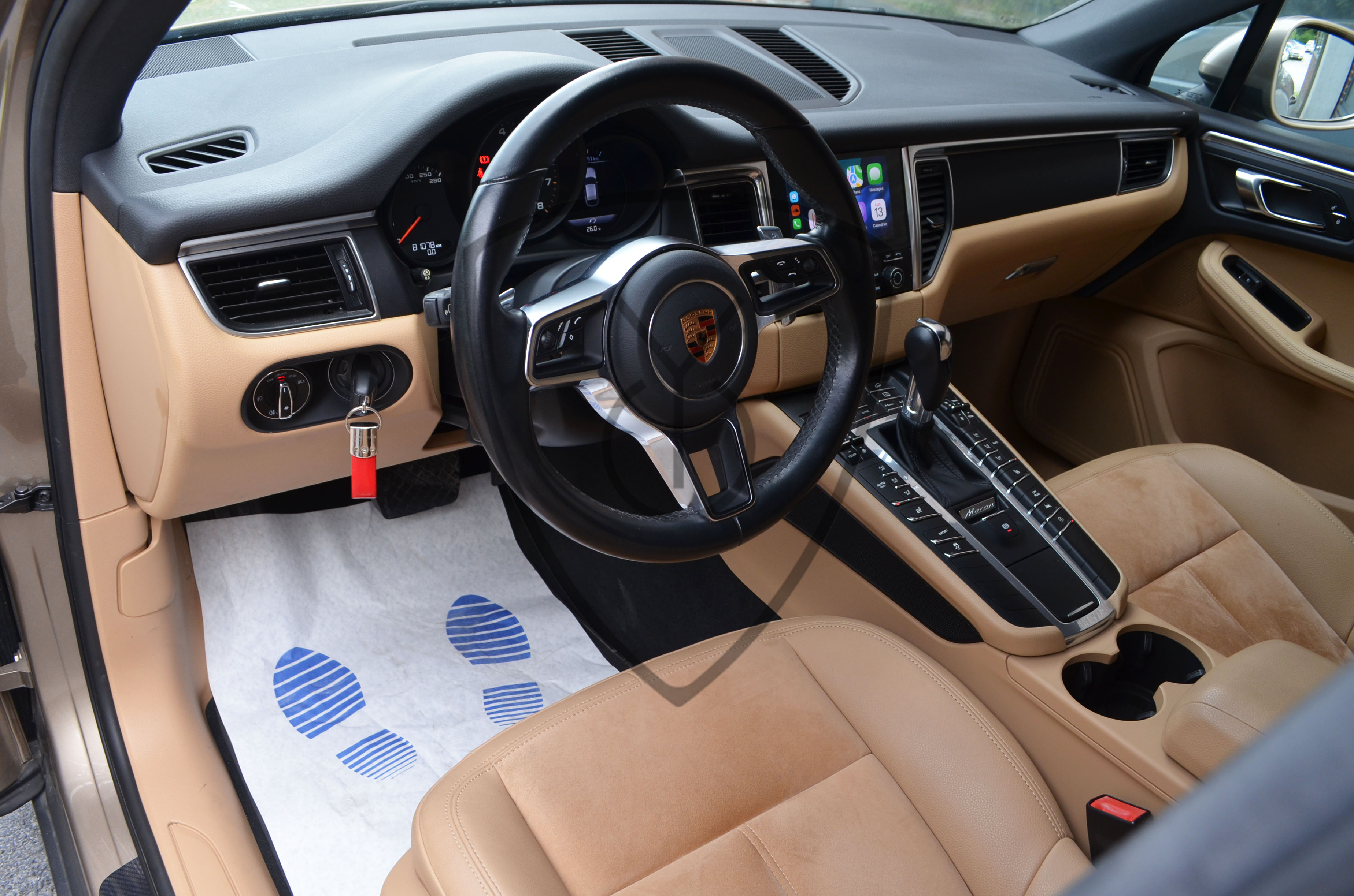 PORSCHE MACAN 2.0 TURBO — image 11